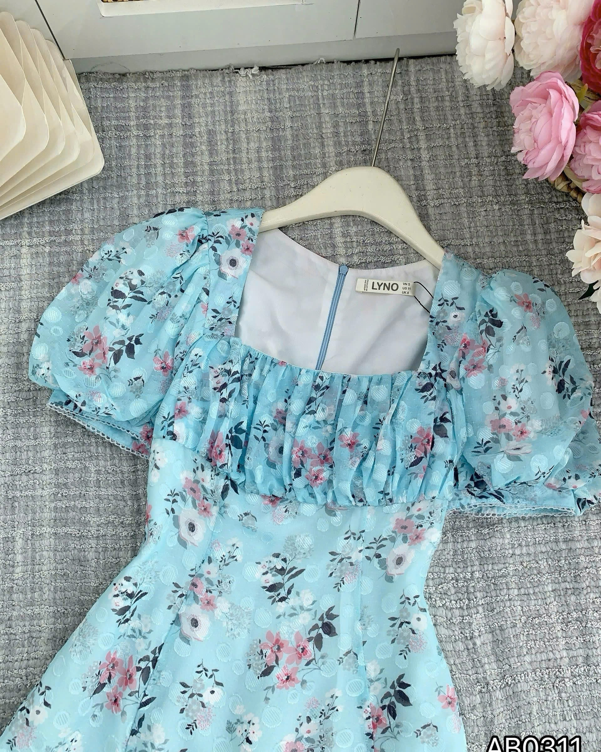Đầm Hoa Nhí Xếp Ly Nhấn Eo AB0311