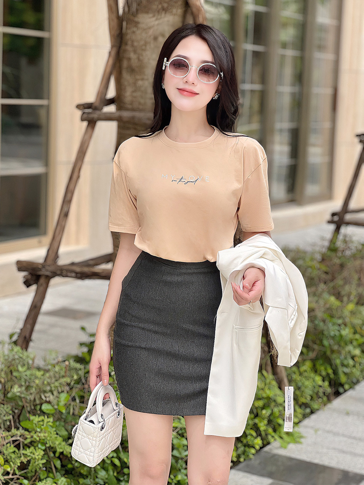 CHÂN VÁY NGẮN XẺ TRƯỚC AL0610