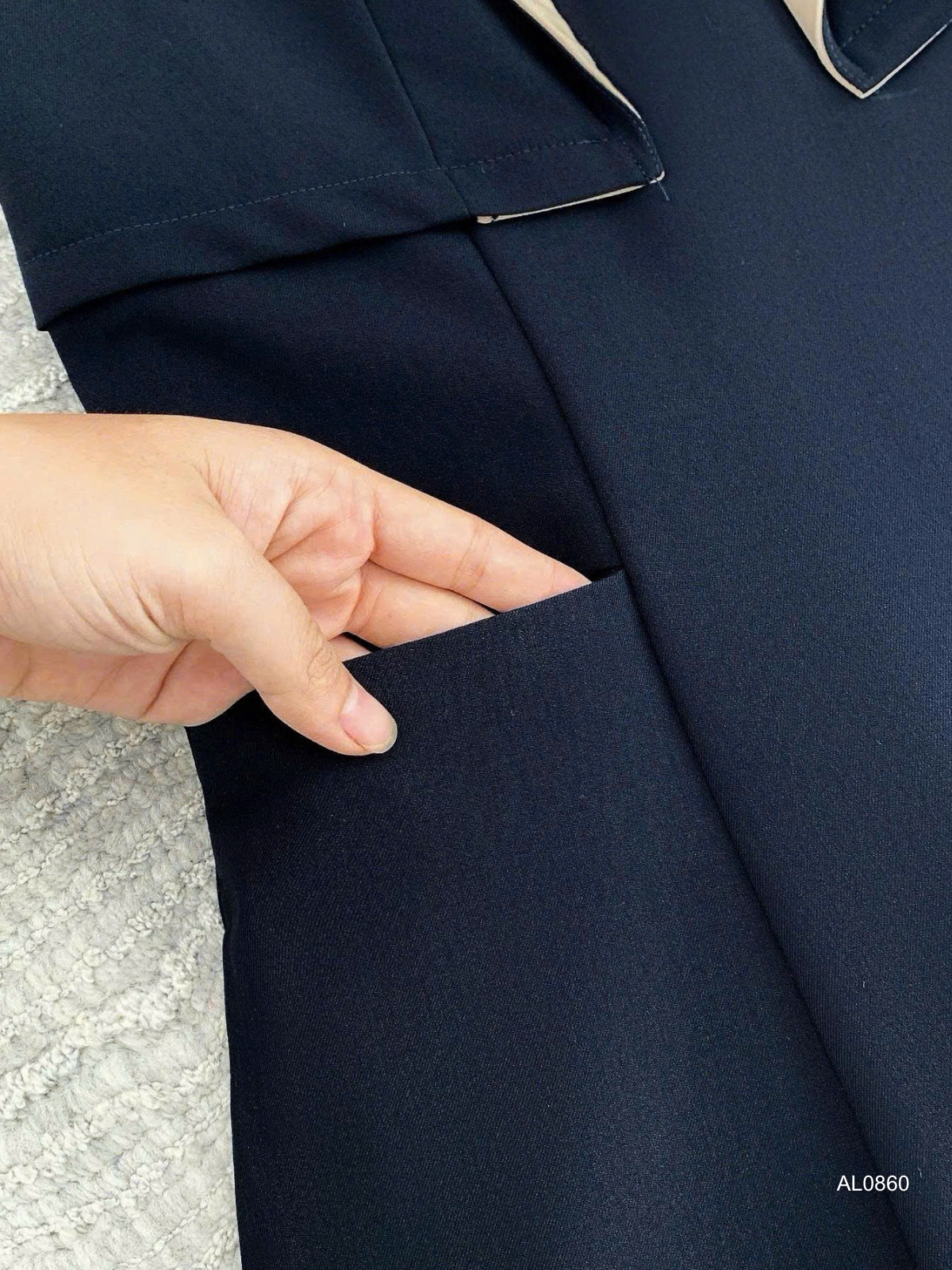 ĐẦM DÀI CỔ CHỮ U GIẢ VEST AL0860